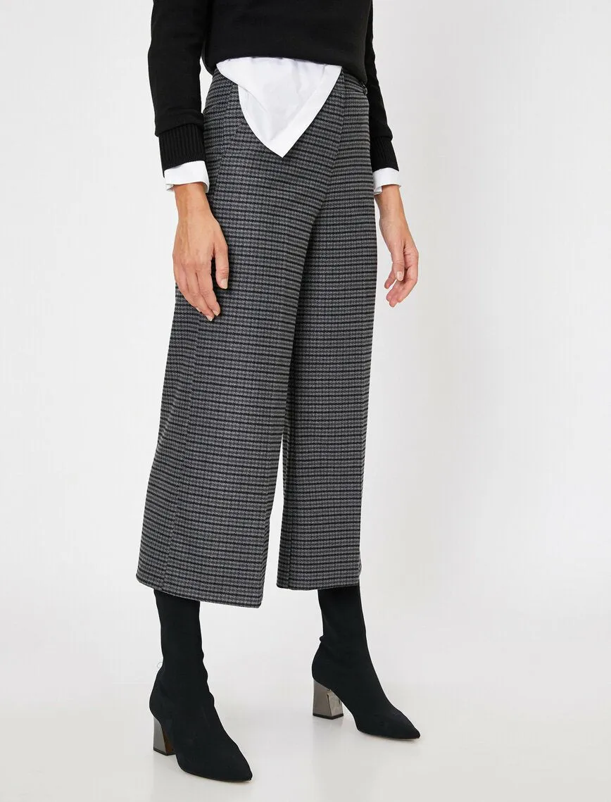 16324 Black-Grey Check Trousers