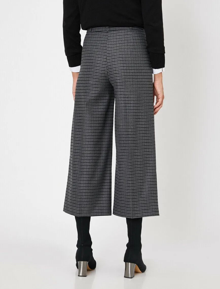 16324 Black-Grey Check Trousers