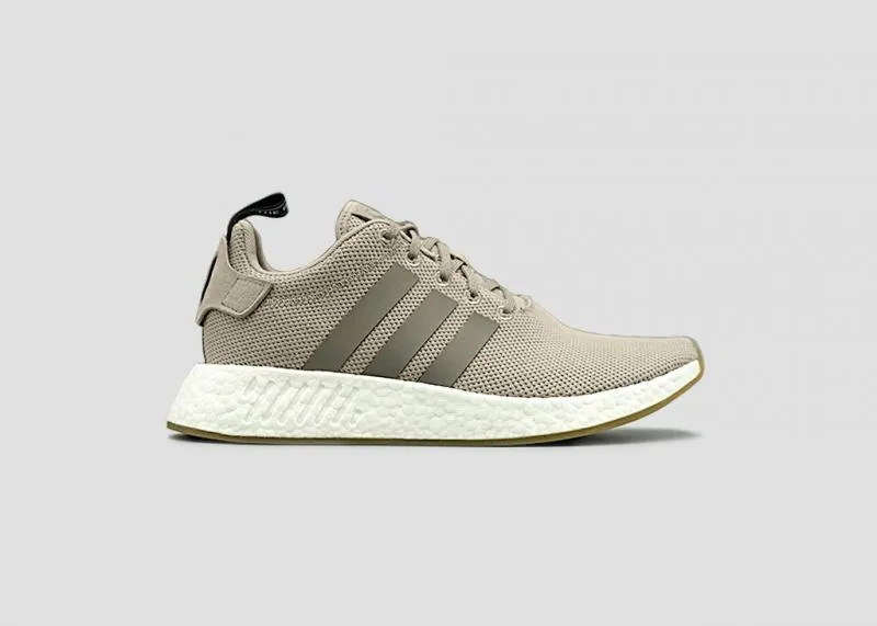 ADIDAS - Men - NMD R2 - Khaki