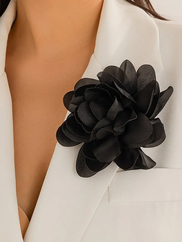 Three-Dimensional Flower Brooch Accessories