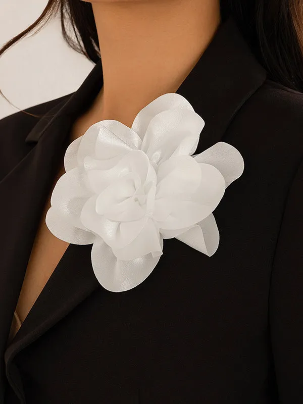 Three-Dimensional Flower Brooch Accessories